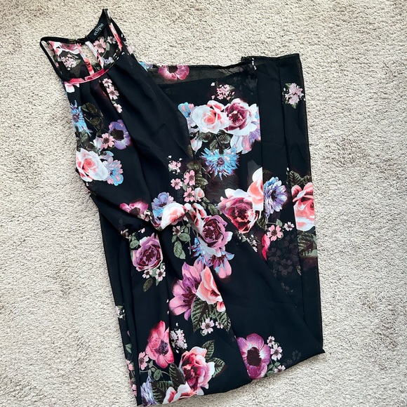NWOT floral maxi dress - Picture 2 of 2